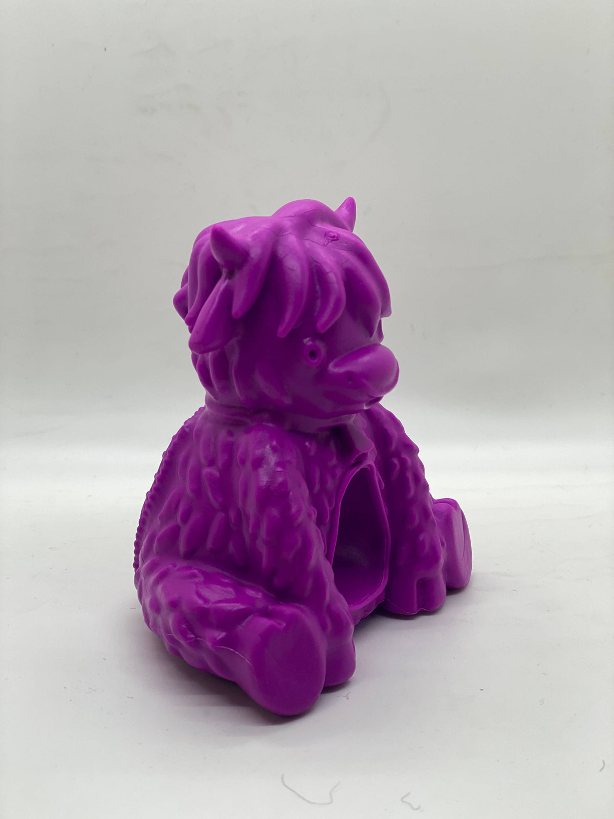 Yeti Dog Chew Puff & Play Treat Dispenser Purple